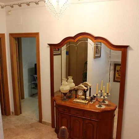 Giwa's Casa Castellon *